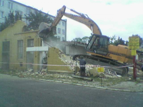 2005.06 - Chełm - Wyburzenie budynków warsztatowych